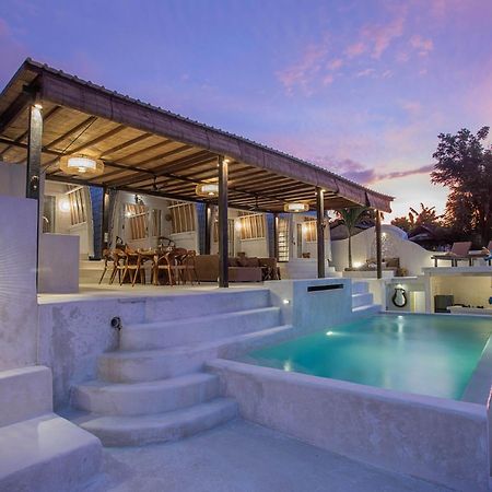 Aquavista Ceningan Hotel Lembongan Exterior photo