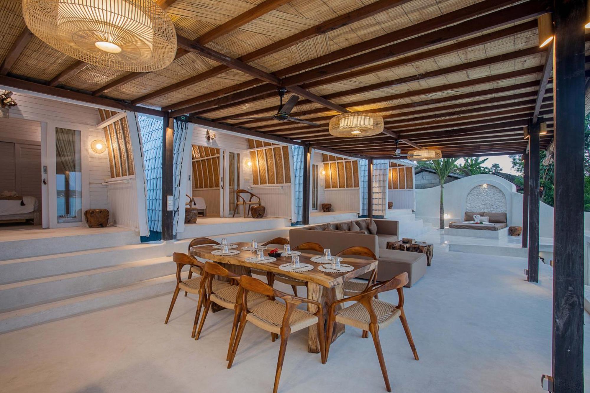Aquavista Ceningan Hotel Lembongan Exterior photo